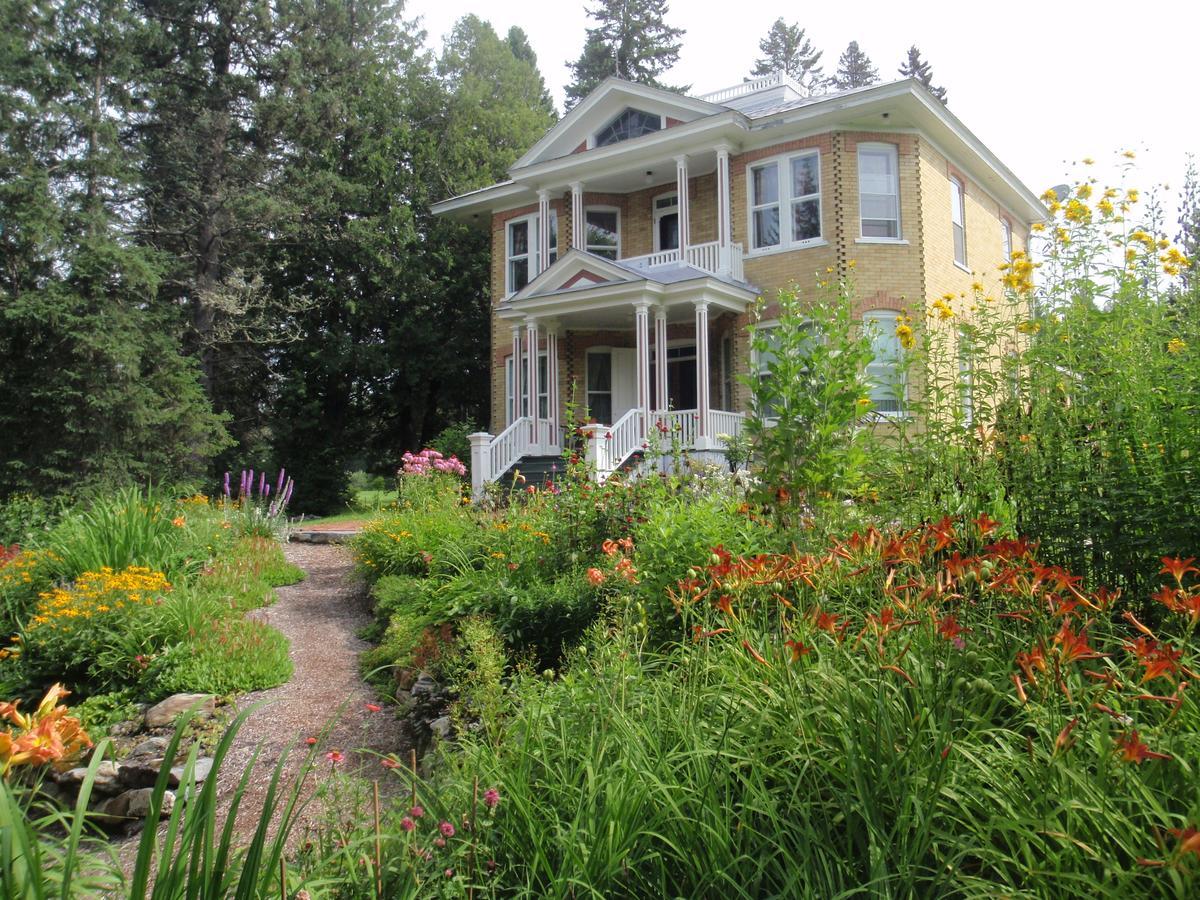 Auberge Taylor Manor Saint-Georges Exterior foto